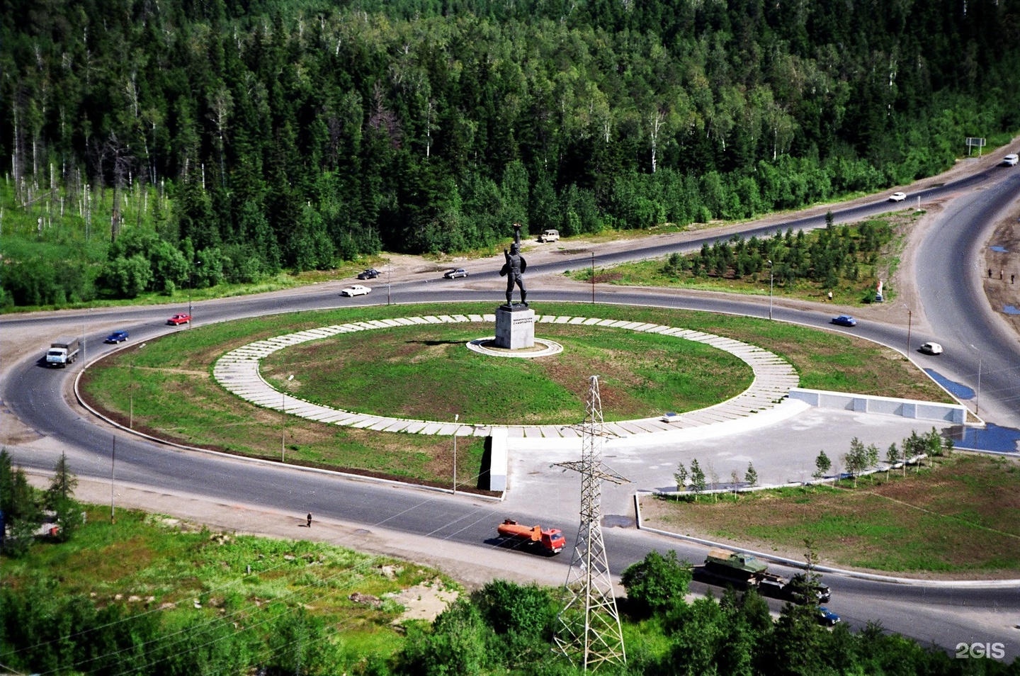 Памятник алёша в Нижневартовске