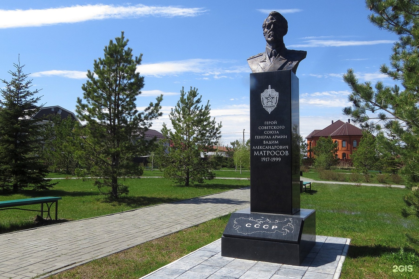 Памятник пограничникам Тюмень