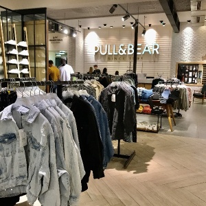 Фото от владельца Pull and Bear, магазин одежды и аксессуаров