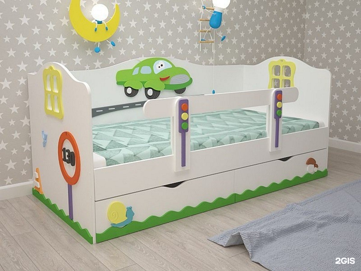 детская кровать для мальчишек 2 года