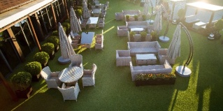 Солнечный: Отель Ветряков