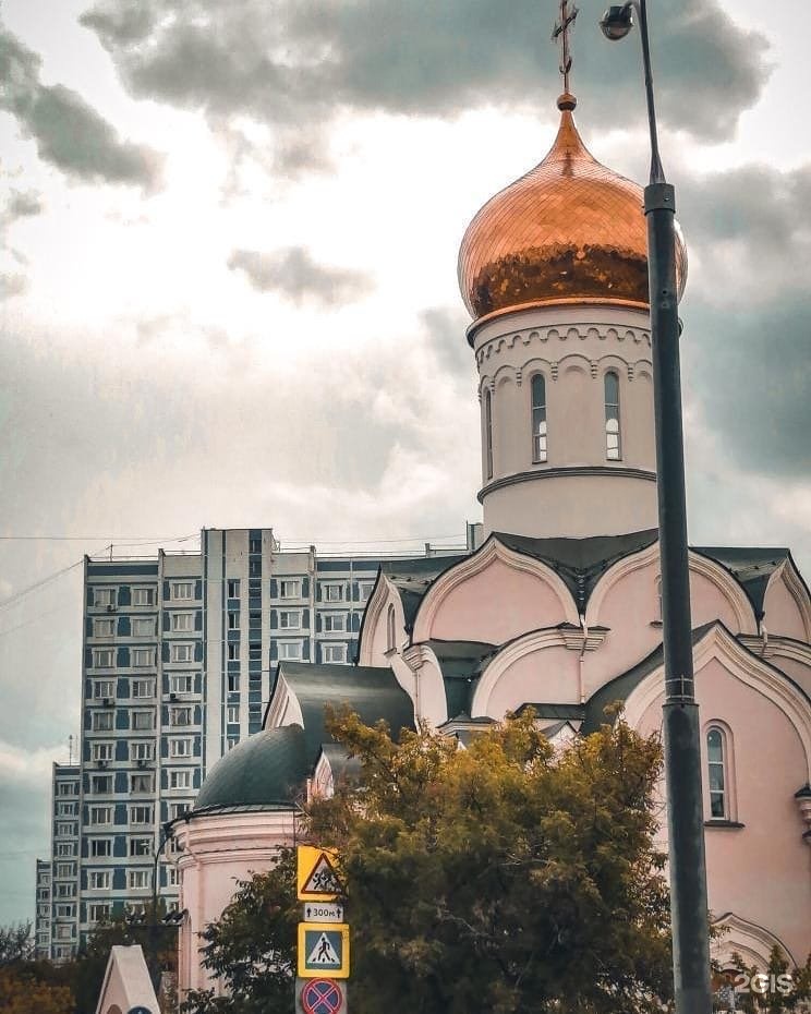 Храм в Раменках в Москве