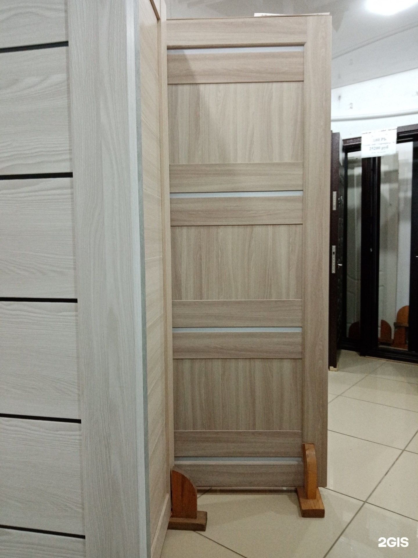 Двери 48 липецк. Салон дверей браво. Входная дверь промет верона. Межкомнатные двери без отделки. Двери 48 липецк.