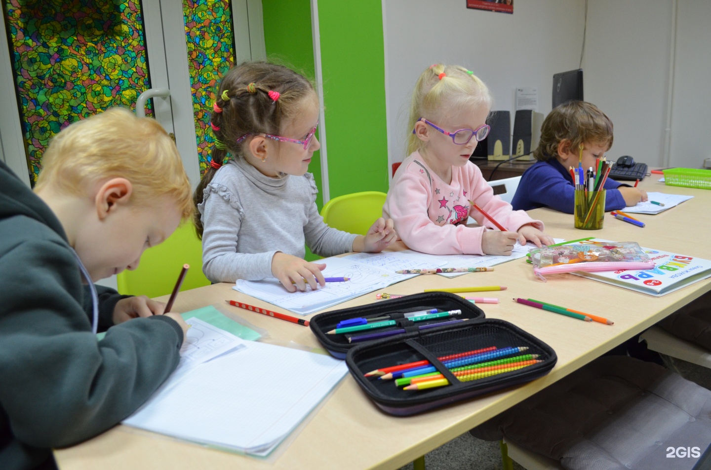 Учебный центр барнаул. Федеральный учебный центр Барнаул. ИНПРО центр для детей и взрослых. Балтийская 44 ИНПРО картинка.