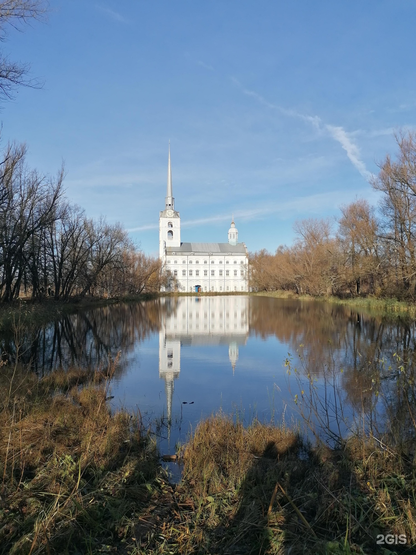 Петропавловский парк ярославль. Г. Ярославль, Петропавловский парк, 25..