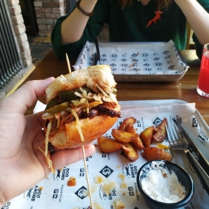 Фото от владельца Smoky Dog Taproom & Grill, бар-кафе