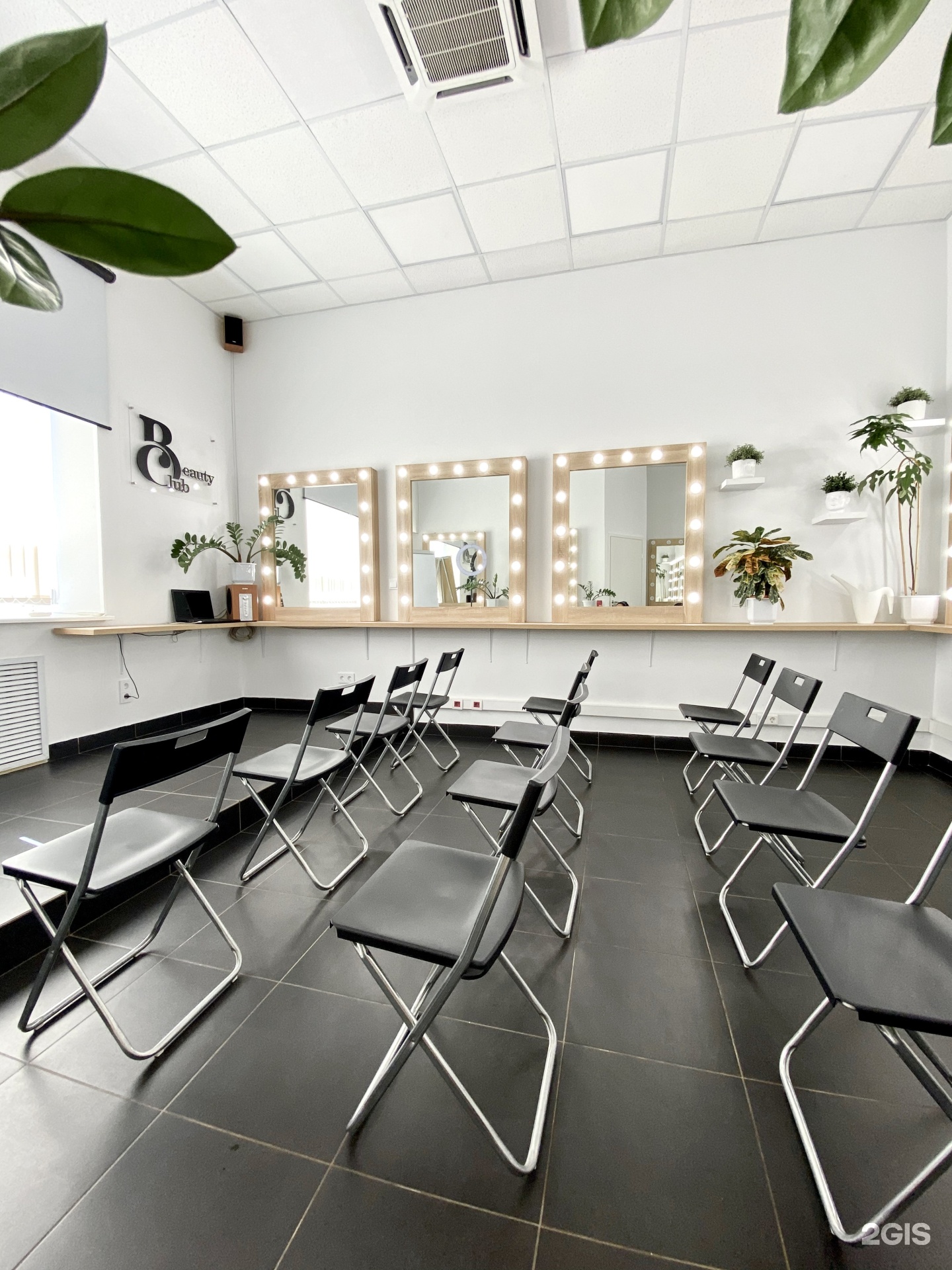 Музыкальное звукооператорское мастерство. Моно студия домодедово. Студия кп. Радио кп. Студия кп.