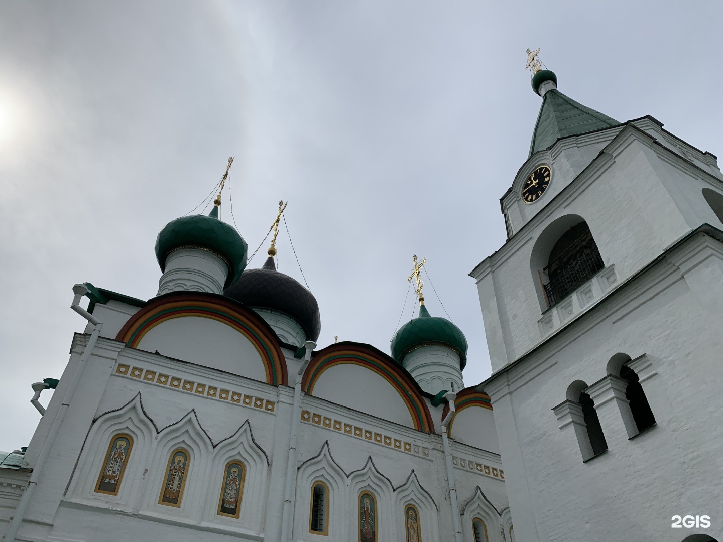 Храм вознесения тобольск. Вознесенский собор Кашин фото. Страстной собор Кашин. Вознесенский собор н.Новгород Плотничный переулок. Приволжская Слобода 108.