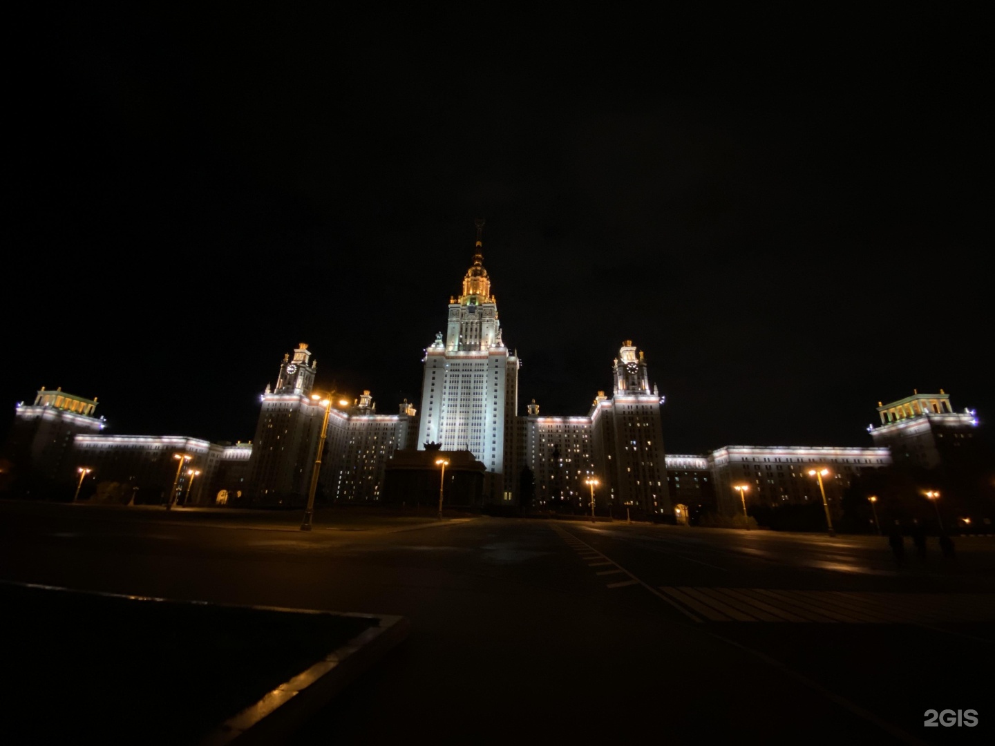 Московский государственный университет. МГУ на Ленинских горах. МГУ фото. Ленинские горы Москва.