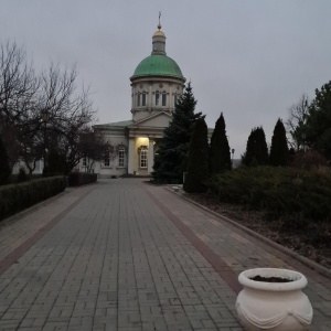 Фото от владельца Сурб-хач, армянская церковь