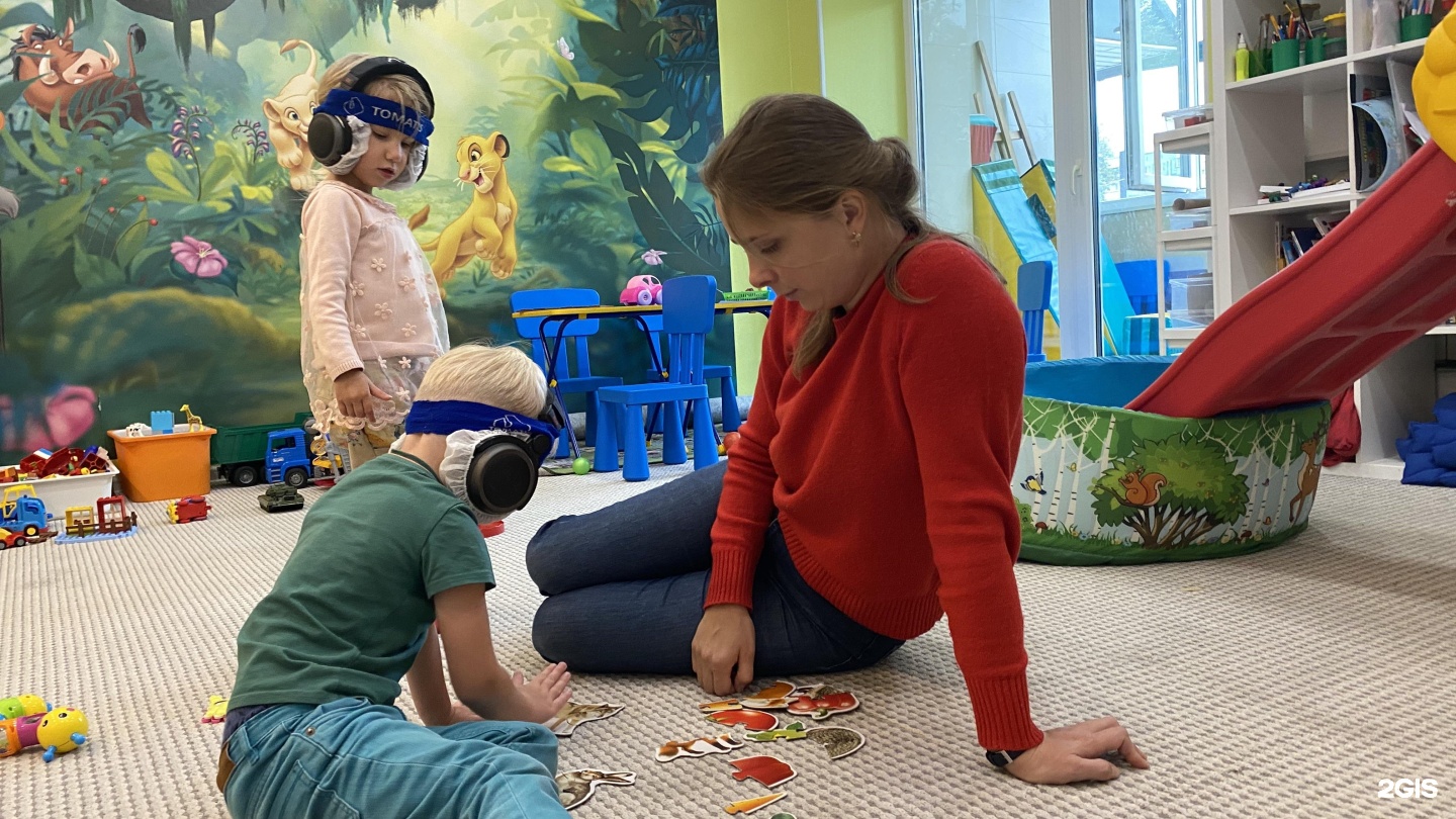 снузлин сенсорная комната. сенсорная комната для детей. тренажер для сенсорной интеграции. сенсорная комната для детей в детском саду. комната сенсорной интеграции.