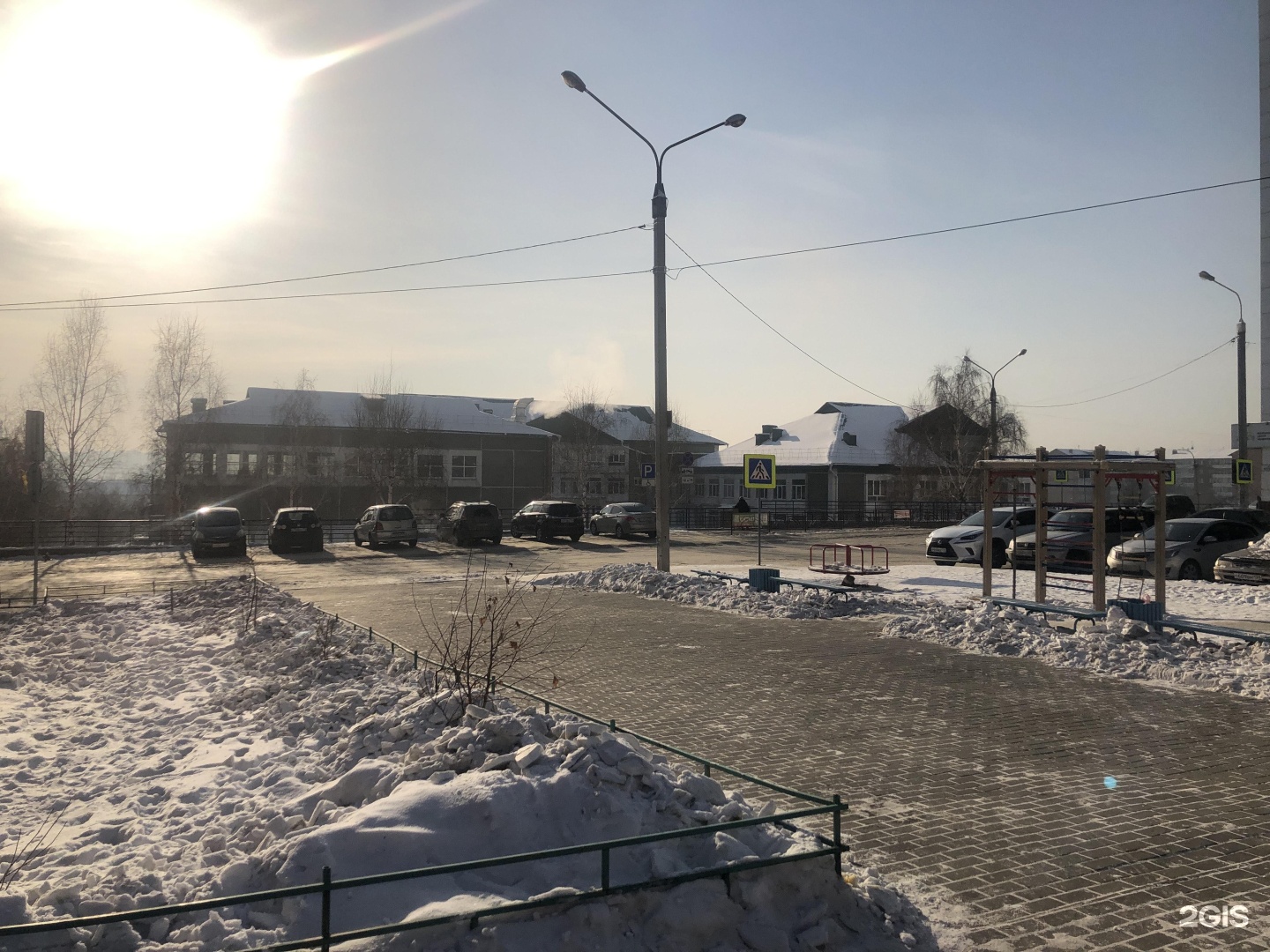 Депутатская 42/3 иркутск. 380 иркутск. Депутатская 42/2. Иркутск ярославского 284. Зил 157 и зил 131.