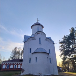 Фото от владельца Церковь Рождества Пресвятой Богородицы в Перынском Ските