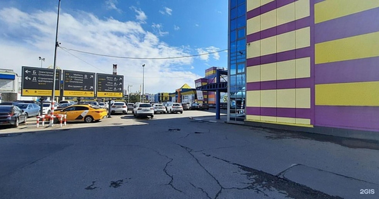 Тихорецком бульваре дом 1. Тихорецкий бульвар 1 ТЦ Москва. Тихорецкий бульвар дом 1. ТЦ Люблинское поле фото.