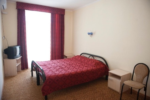 Ольгинка: Гостевой дом Морской бриз