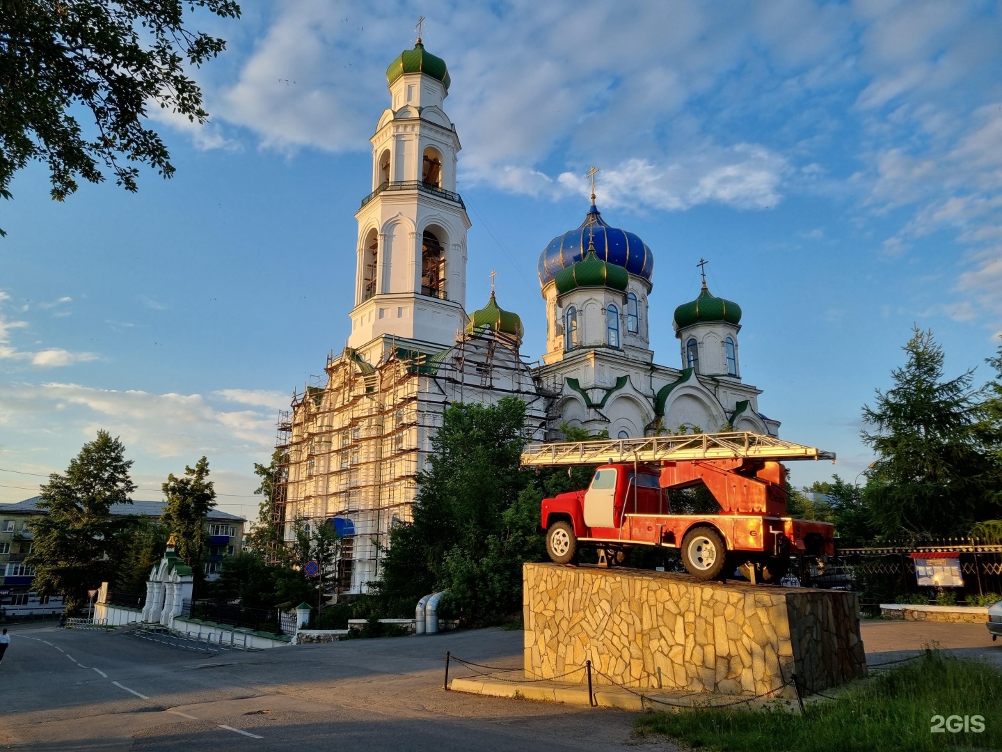 Кыштым. Храм Рождества Христова Кыштым. Кыштым достопримечательности. Кыштым храм Рождества Христова вид с главного входа.