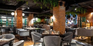 Челябинск: Отель Holiday Inn
