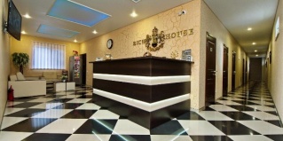Геленджик: Отель Rich House