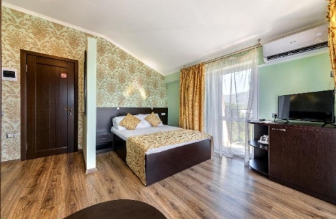 Геленджик: Отель Людмила