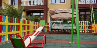 Лоо: Гостевой дом Элион