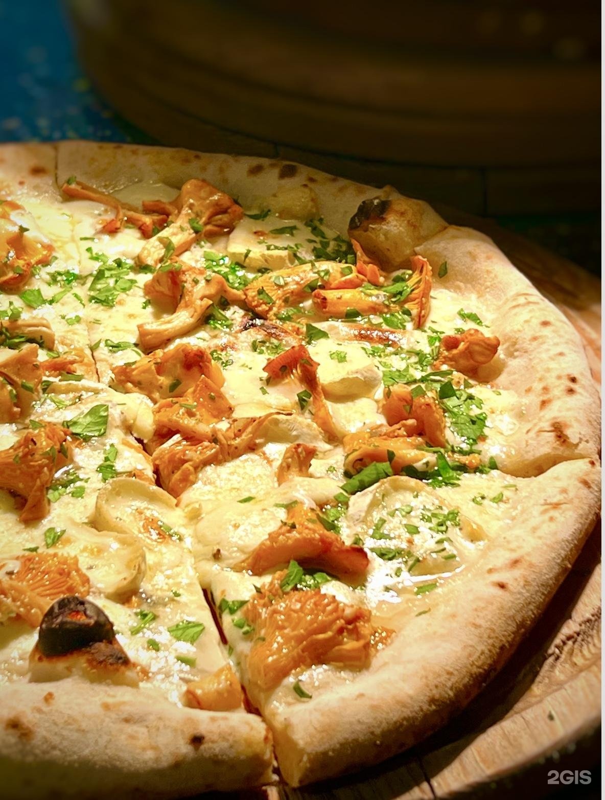 ресторан новикова сыроварня в москве. сыроварня адлер ресторан. брускетта со страчателлой. сыроварня ресторан аркадия новикова. сыроварня нижний новгород октябрьская площадь 1.