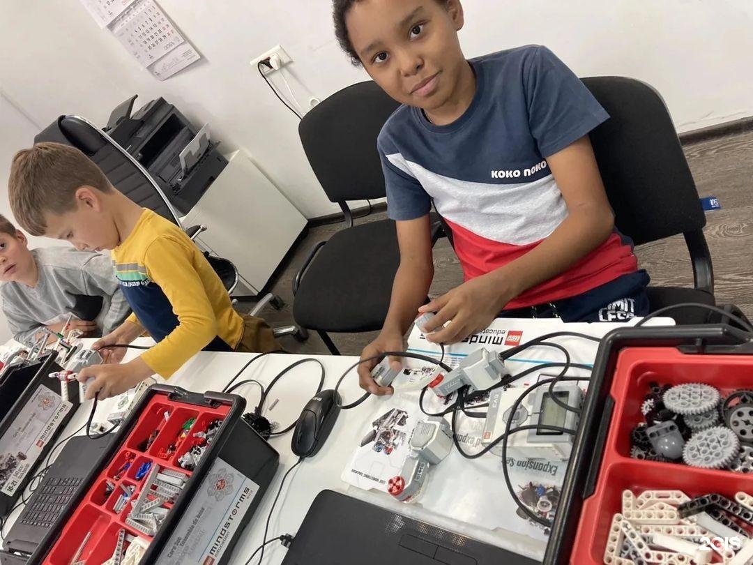 центр молодежного инновационного творчества и технопарк. центр молодежного инновационного. инженериум мгту им баумана. инжинириум баумана. центры нти.