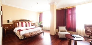 Минск: Апартаменты Crowne Plaza Minsk