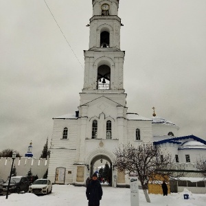 Фото от владельца Колокольня с надвратной церковью в честь Архистратига Божия Михаила