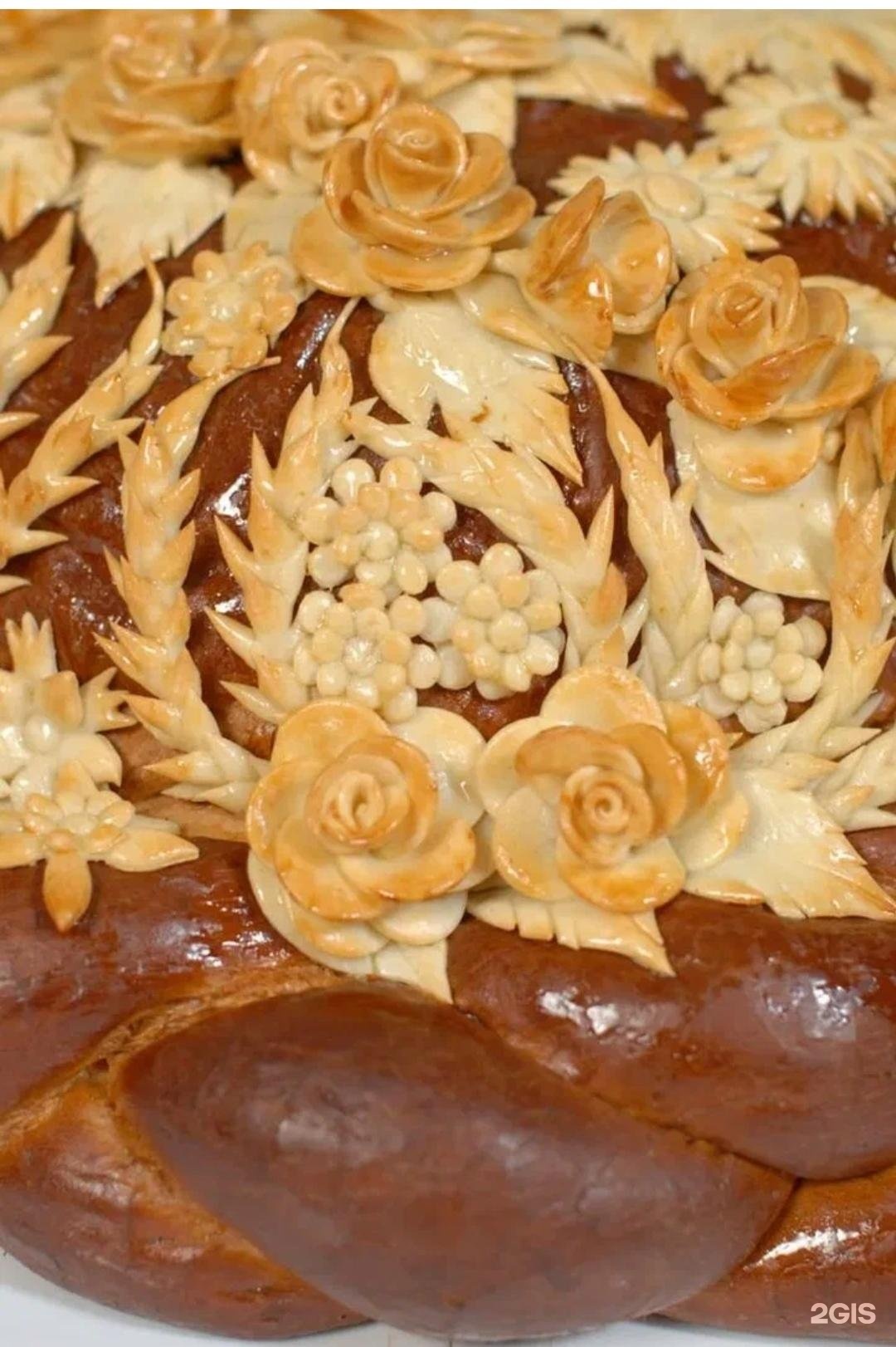 Украшение каравая. Фигурки для каравая на свадьбу с домашними животными. Украшения на каравай на свадьбу. Свадебный каравай золотой колос. Украшение каравая.