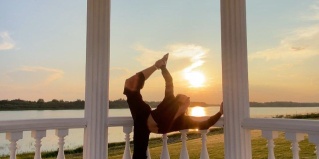 Усть-Заостровка: Турбаза Иртышская Ривьера