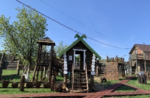 с. Сибирка: Турбаза Щукарь