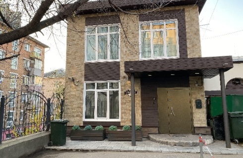 Владивосток: Коттедж Гостевой коттедж на Уборевича