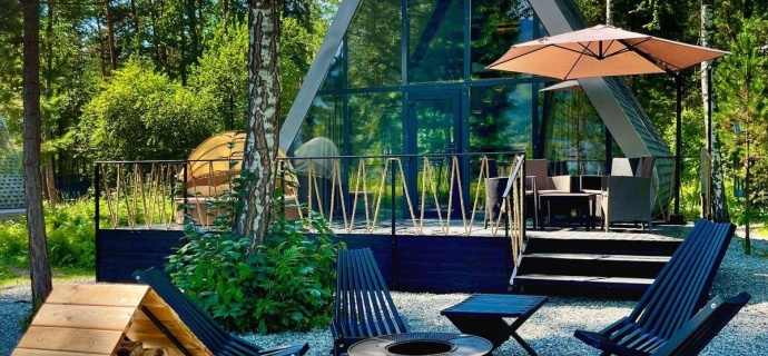 Озерное: Глэмпинг Geometrika lounge hotel