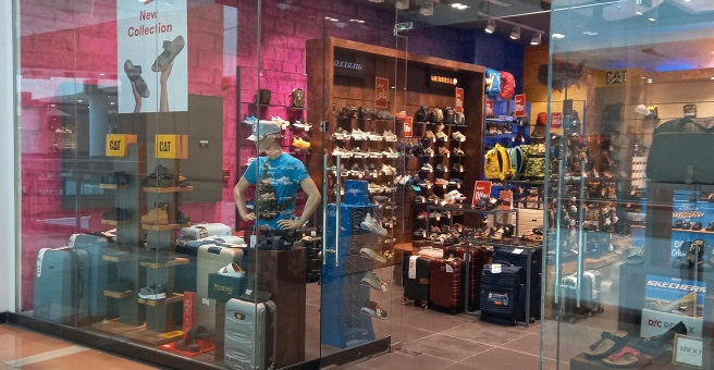 Skechers wahda clearance mall