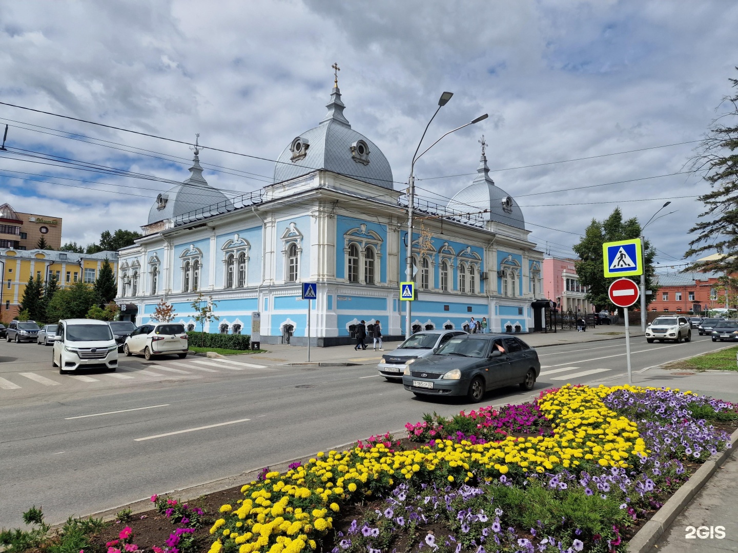 Алтайский проспект