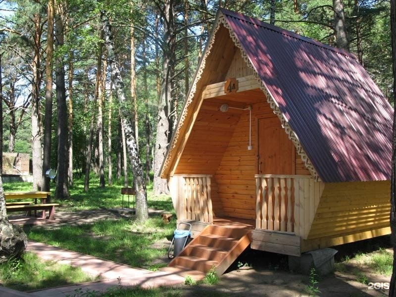 Слобода домики. Слобода в Елыкаево. Елыкаевская Слобода беседка. Елыкаевская Слобода Кемерово. Турбаза Луиза Елыкаево.