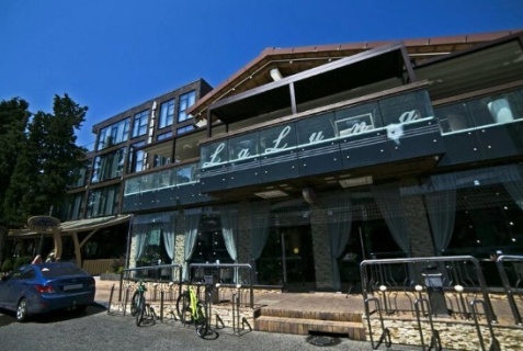 Веселое: Отель Alfa