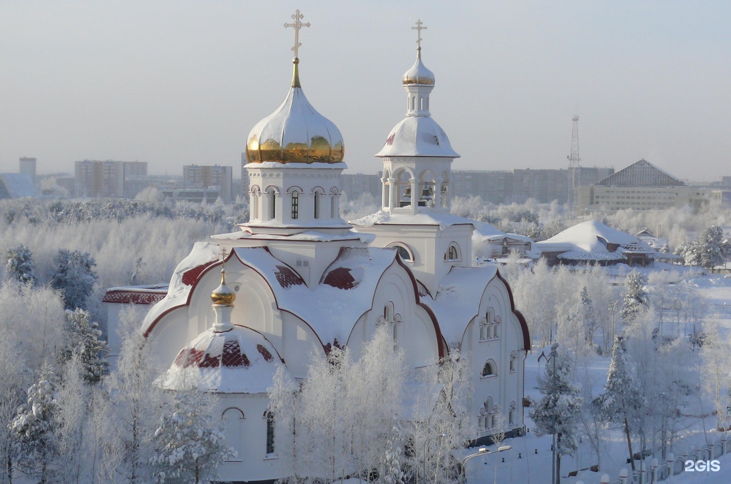 Храм на Университетской в Сургуте