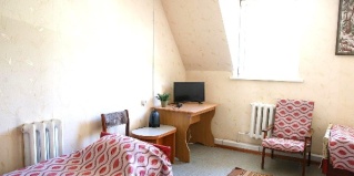 Кугеси: Мини-отель Тракдом