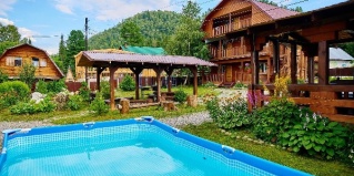 Иогач: Турбаза Манул-Кел