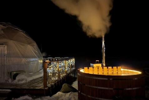 Восход: Глэмпинг Шале на воде