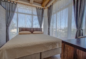 Отель Hillside Karakol в Караколе