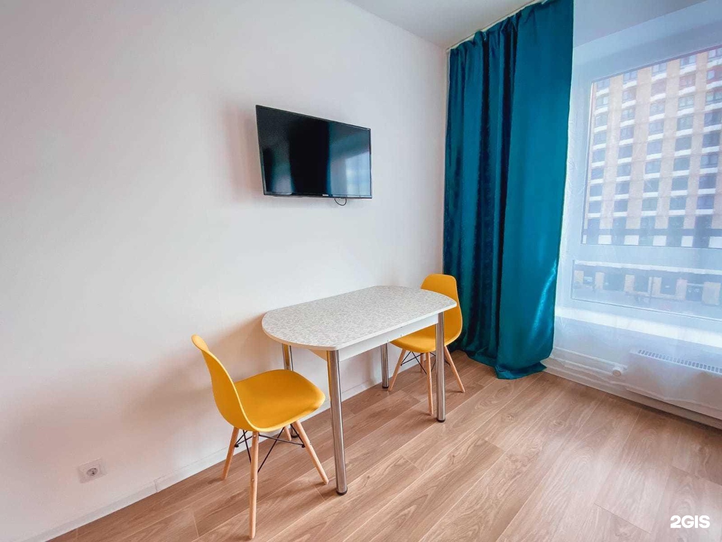 Апартаменты Sunny days apartment, Люберцы, улица Лётчика Ларюшина, 4 к2 —  цена, фото, отзывы и адрес отеля | забронировать на Отелло