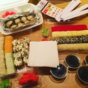 Фото от владельца СУШИЛОТ, магазин-служба доставки блюд японской и китайской кухни