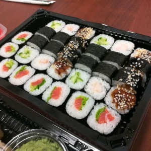 Фото от владельца SUSHI HOLL, ресторан доставки японской кухни