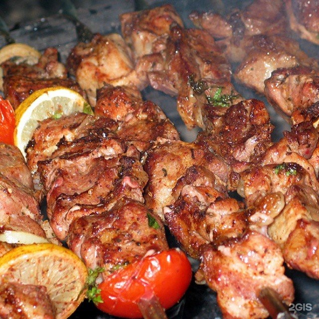 стол с шашлыком. шашлык новомосковск. шашлык хоровац. шашлычок солнечногорск. шашлык новомосковск.