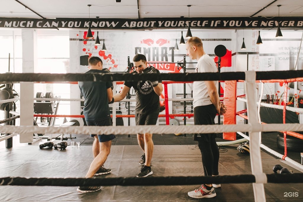 Boxing club. Боксерский клуб. Боксинг клуб. Боксерский клуб фильм. Боксерский клуб бизнес.