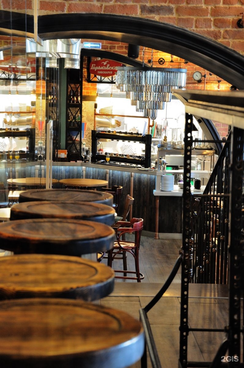 Горьковская пароварня нижний новгород. Горьковская пивоварня гастропаб. Горьковская пароварня нижний новгород. Пивзавод нижний новгород ресторан. Горьковская пивоварня гастропаб.