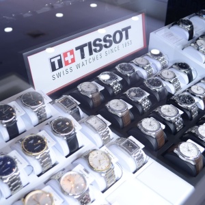 Фото от владельца Tissot, салон часов