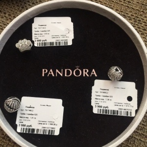 Фото от владельца Pandora, сеть ювелирных магазинов